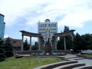 Памятник Правосудие КазГЮА