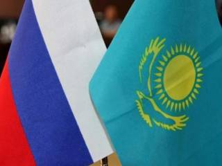 Только 13% россиян считают, что у Казахстана дружественные отношения с Россией