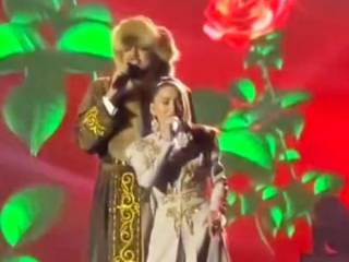 Филипп Киркоров в образе казахского бая зажег с Индирой Елемес