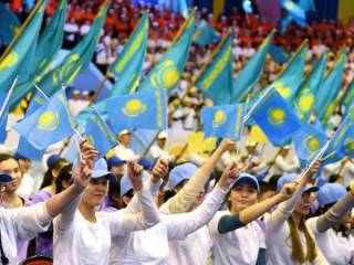 Повышение возраста молодежи: что это дает казахстанцам