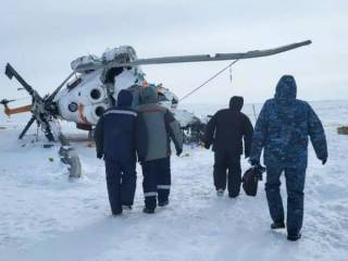 На место крушения вертолета МЧС в ЗКО доставили специалистов для расследования