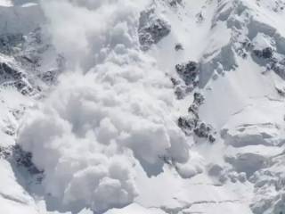 О возможном сходе лавин в горах Алматинской области предупредили спасатели