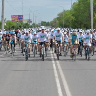 В Алматы прошел юбилейный 100-ый велопробег