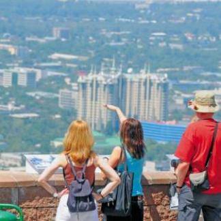 Более 130 тысяч иностранных туристов посетили Алматы в этом году