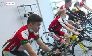 Поддержка и мотивация: профессиональную велошколу для детей и инвалидов открыли в Алматы