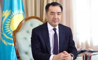 Бакытжан Сагинтаев поздравил алматинцев с Днем государственных символов
