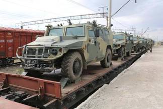 Казахстанские и российские бойцы учатся воевать с незаконными вооруженными формированиями