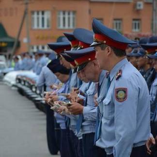 Дорожно-патрульная служба Алматы будет теперь ходить по дворам
