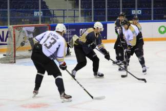 Хоккейный клуб «Алматы» провел второй двусторонний матч во время учебно-тренировочного сбора в южной столице