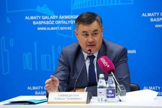 Аким Ауэзовского района Сайран Сайфеденов рассказал о социально-экономическом развитии за восемь месяцев