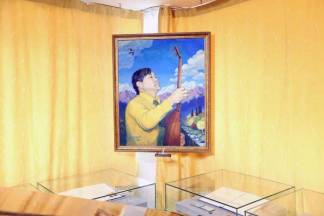 Мемориальный музей Нургисы Тлендиева открыл обновленную экспозицию в честь 95-летия со дня рождения композитора
