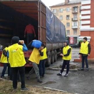 Общественная организация из Алматы прислала продукты питания пострадавшим жителям в ВКО