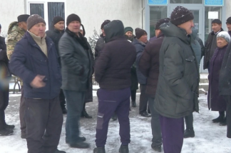 Две недели сидят без тепла жители села в Алматинской области