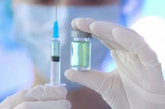 Эффективным методом борьбы с развитием эпидемии остаются прививки, вакцины