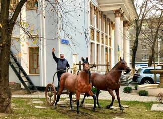 В Алматы появилась уникальная колесница эпохи бронзы