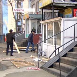 В Алмалинском районе Алматы снесли более 140 киосков