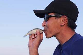 На озере Алаколь в девятый раз прошел рыболовно-туристический фестиваль «Окуньколь»