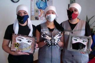 Конкурс на самую креативную защитную маску прошел в женской колонии Алматинской области