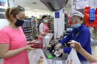 Для жителей Алматы поголовное ношение масок должно стать обязательным