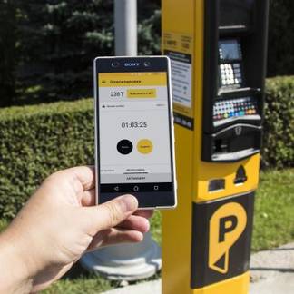 Алматинцы смогут оплачивать парковку через мобильное приложение