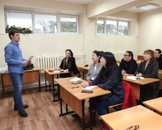 В Алматы открылся бесплатный разговорный клуб по изучению казахского языка Alma club