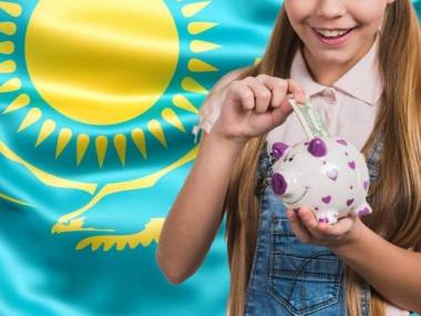«Нацфонд – детям»: сколько денег сняли казахстанцы и на какие цели