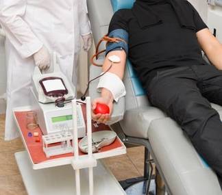 Дорогие алматинцы! В связи с падением самолета, срочно нужны доноры всех групп крови!