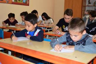 Карагандинские школьники стали авторами писем солдатам-новобранцам