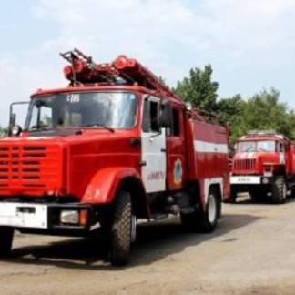 В Алматы нехватка пожарных частей