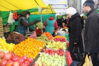 До конца года алматинцы смогут купить продукты по доступным ценам