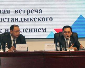В Алматы прошла завершающая отчетная встреча акима Бостандыкского района Алтая Рахимбетова с населением
