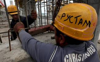 Работодателей, использующих труд гастарбайтеров, наказали в Алматы