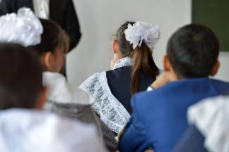 Из-за дефицита учителей, преподающих на русском языке, в Павлодарской области первоклашки не смогли пойти в школу