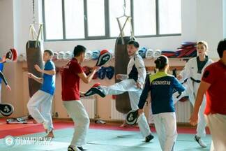 Национальная команда Казахстана по таеквондо в эти дни проводит второй этап учебно-тренировочных сборов в Алматы