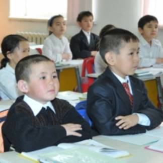 В казахстанских школах введут пятидневную учебную неделю