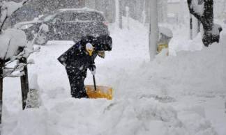 В Алматы ожидается снег, туман, на дорогах гололедица и снежный накат. Вероятность шторма 90-95%.
