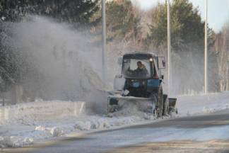 Солдат предложили бросить на уборку снега в Усть-Каменогорске