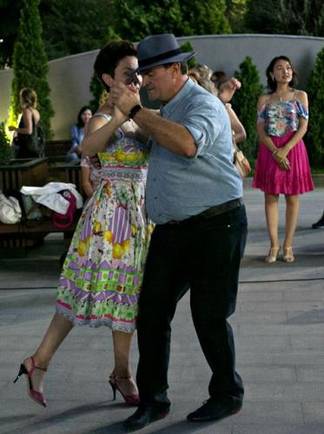 Алматинцы смогут принять участие в масштабном танго-флешмобе