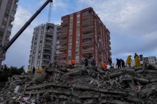 Токаев: Казахстан экстренно отправляет спасателей в Турцию