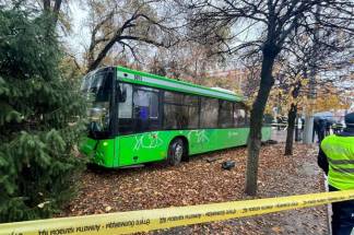 Трагическое ДТП с автобусами в Алматы: одного водителя арестовали