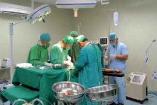 В Алматы проводят операции по замене суставов за счет медстраховки