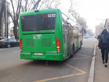 В Алматы работают все автобусные и троллейбусные маршруты, восстановлены все светофоры