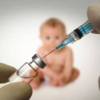 Аким Актюбинской области предложил ввести обязательную вакцинацию для детей