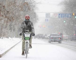 Алматинцы присоединятся к ежегодной международной акции «Зимой на работу на велосипеде»