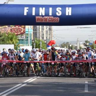 Спортивные выходные – более 700 велосипедистов провели воскресенье на дорогах города