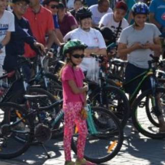 4 сентября в Алматы прошел первый осенний велопробег