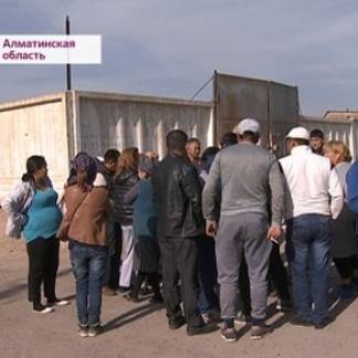 Семитысячный дачный массив «Строитель» в Алматинской области отключили от водоснабжения