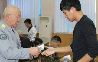 Около 7000 юношей примут на воинский учет в Алматы
