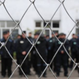 В Казахстане число заключенных сократилось на 25%