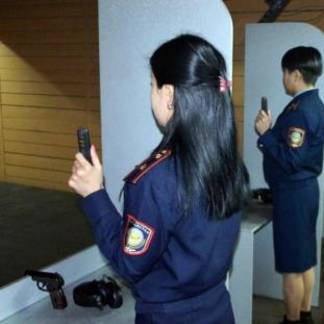 Соревнования по стрельбе из табельного оружия среди женщин-полицейских прошли в Алматинской области